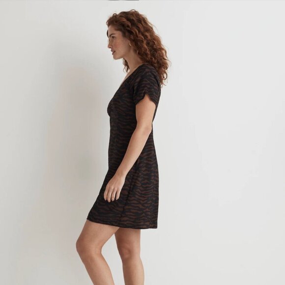 Madewell VNeck Mini Dress in Abstract Animal Brown/Black Size 14 NWT Style NO114 - Picture 3 of 6
